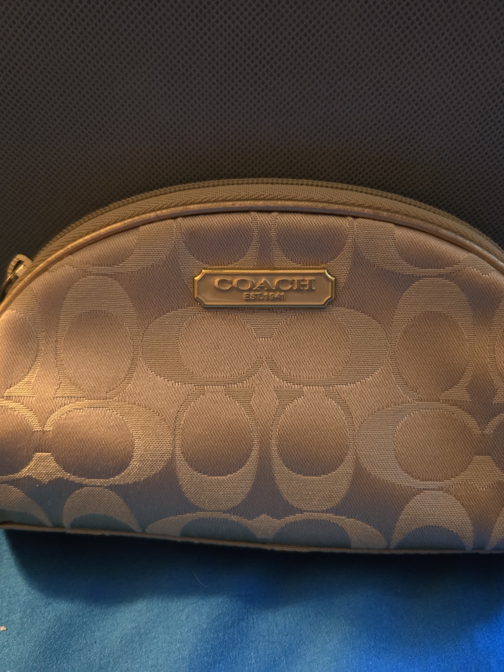 Coach Signature Crescent Clutch in Gold - Picture 2 of 4